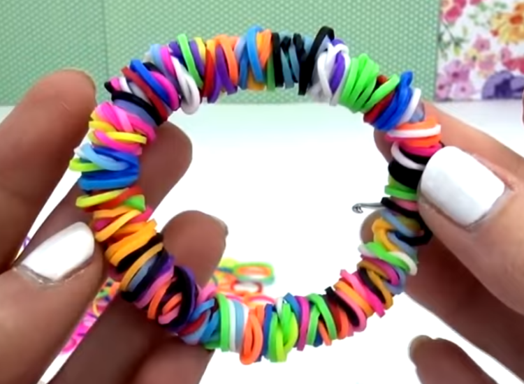 TUTO : bracelet élastique tressé Rainbow Loom arc-en-ciel (en Français) 
